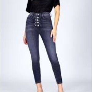Black Orchid LA Size 28 double button skinny/straight jean excellent condition